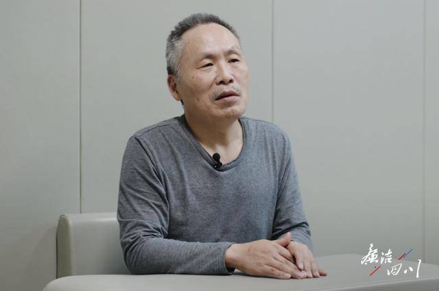 原貪腐細(xì)節(jié)曝光：讓“自己人”承包食堂，侵吞伙食費(fèi)81萬元！自稱想退休前趕快將權(quán)力:食堂承包